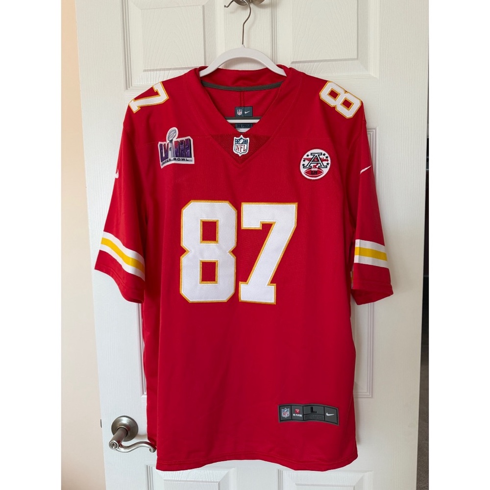 ❌SOLD❌ NEW - Travis Kelce jersey